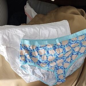 Izod Women's Blue Floral and White Panties Set